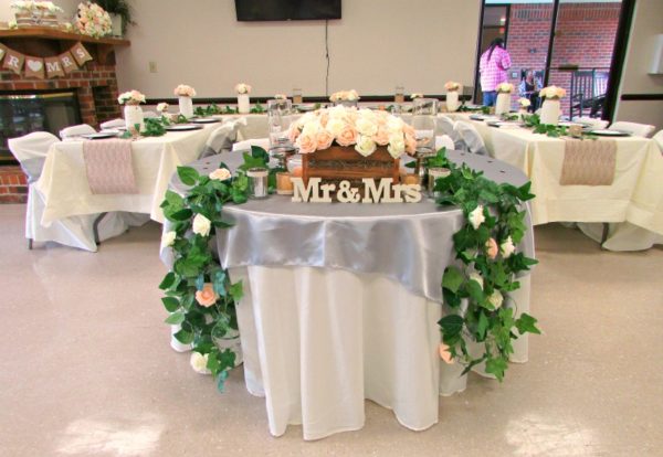 Rustic iWeddingi Ideas On A Budget DIYs Custom Decorations Rustic iWeddingi Ideas On A Budget DIYs Custom Decorations